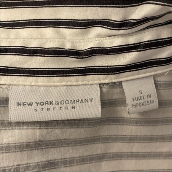 New York Company Striped Black and White Women's Top, S - Picture 7 of 8